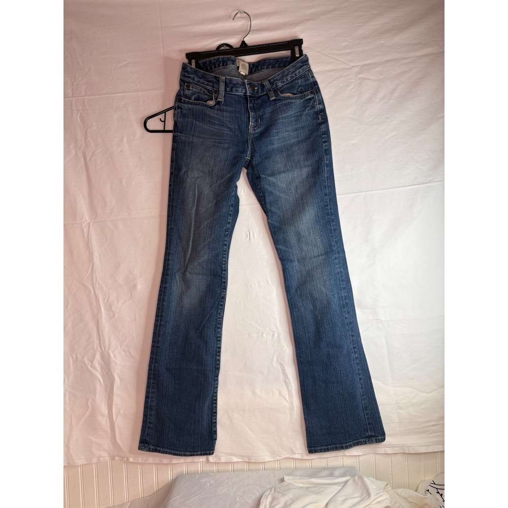 Gap 1969 Curvy Flare Jeans Blue Medium Wash Denim Size 2/26R 31 Inseam